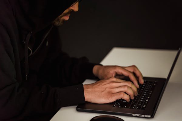 Le darknet est-il illégal ? démêler le vrai du faux